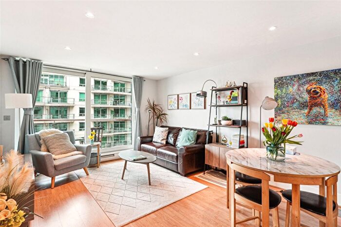 2 Bedroom Flat To Rent In Hamilton House, St. George Wharf, SW8