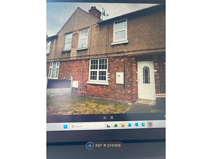 3 Bedroom Semi-detached House To Rent In Paxton Avenue, Carcroft, Doncaster, DN6