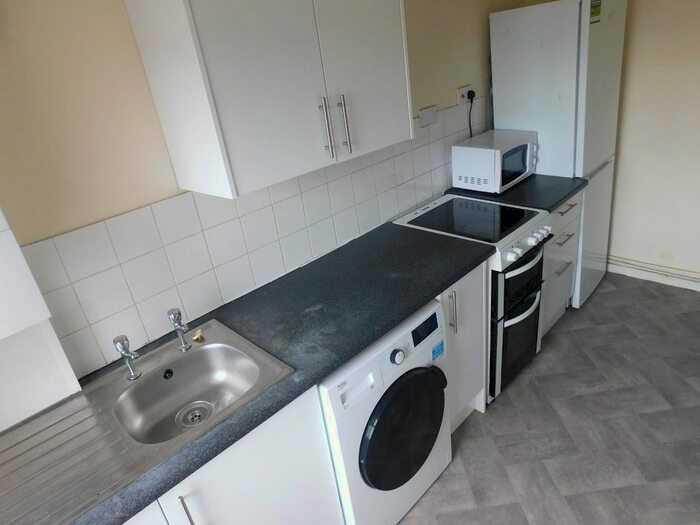 Studio To Rent In Holt Road, Liverpool, L7