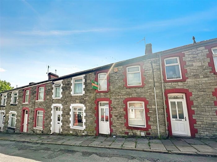 3 Bedroom Terraced House To Rent In Highland Place, Bridgend, CF31