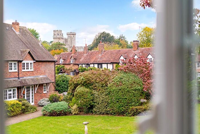 5 Bedroom End Of Terrace House For Sale In Bridge End, Warwick, CV34