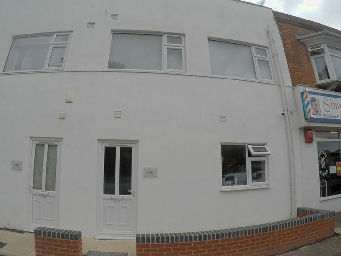 1 Bedroom Flat To Rent In Wimborne Road, Winton, Bournemouth, BH9