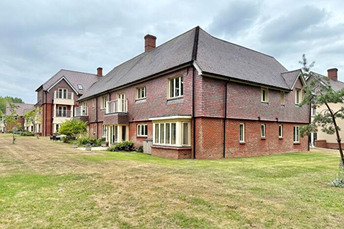 2 Bedroom Retirement Property For Sale In Spence Close, Bishopstoke Park Retirement Village, SO50