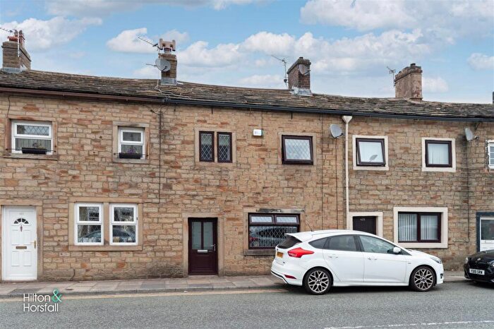2 Bedroom Cottage For Sale In Briercliffe Road, Burnley, BB10