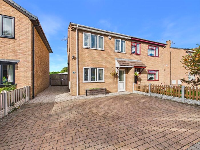 3 Bedroom Semi Detached House For Sale In Rectory Close, Duckmanton, Chesterfield, S44