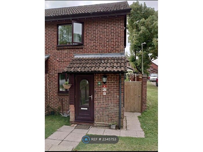 2 Bedroom End Of Terrace House To Rent In Chicory Close, Earley, Reading, RG6