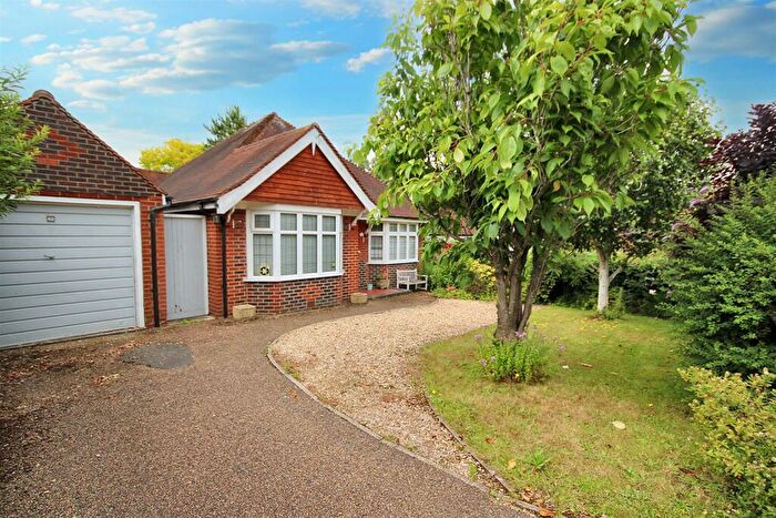 2 Bedroom Bungalow For Sale In Queen Eleanors Road, Guildford, GU2