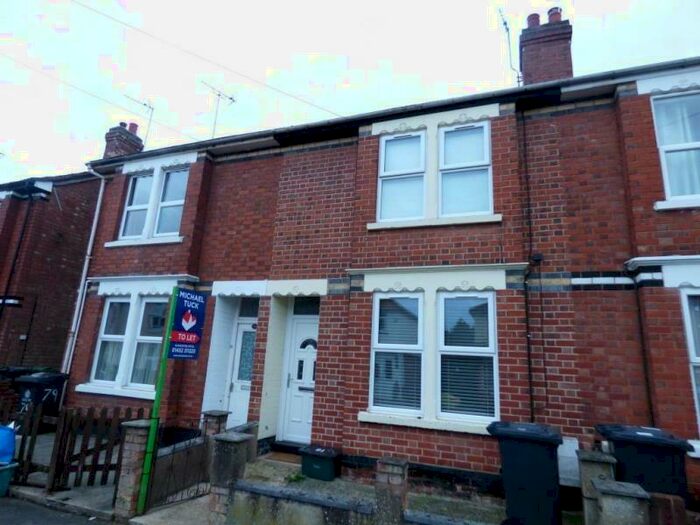 2 Bedroom Terraced House To Rent In Rosebery Avenue, Linden, GL1