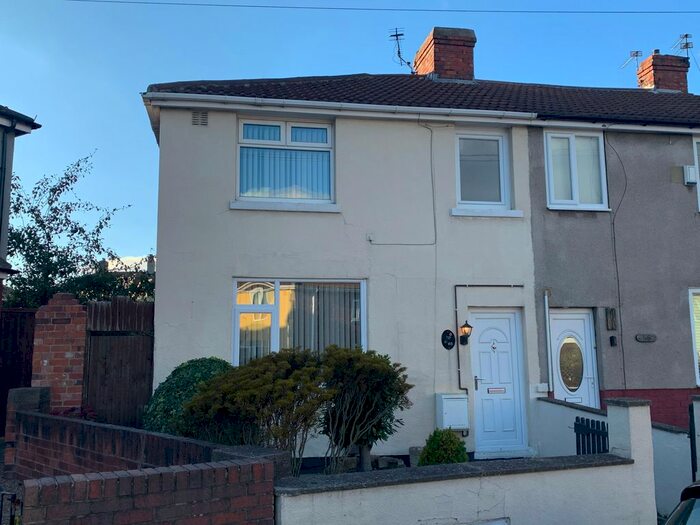 3 Bedroom End Of Terrace House To Rent In St Johns Road, Edlington, Doncaster, DN12