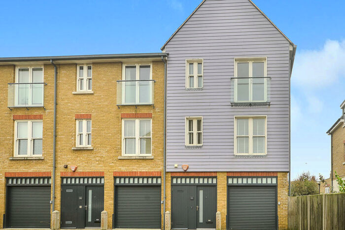 2 Bedroom End Of Terrace House To Rent In Out Downs, Deal, Kent, CT14