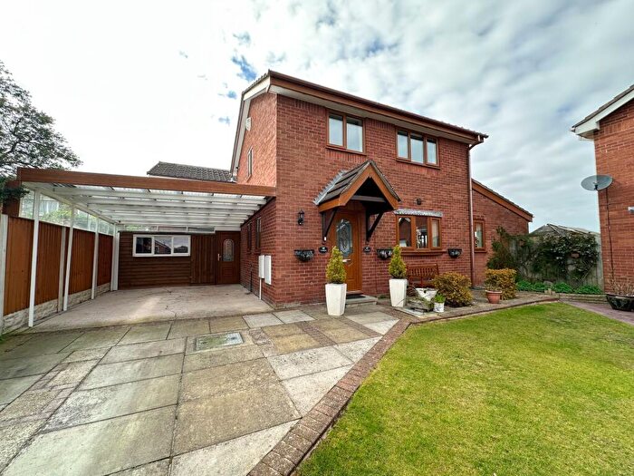 3 Bedroom Detached House For Sale In Islip Close, Wirral, CH61