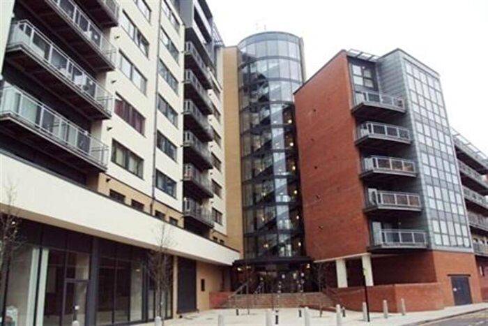 2 Bedroom Apartment To Rent In - Perth Road, Ilford, IG2