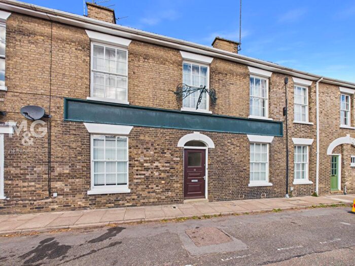 4 Bedroom Terraced House For Sale In Long Brackland, Bury St. Edmunds, IP33