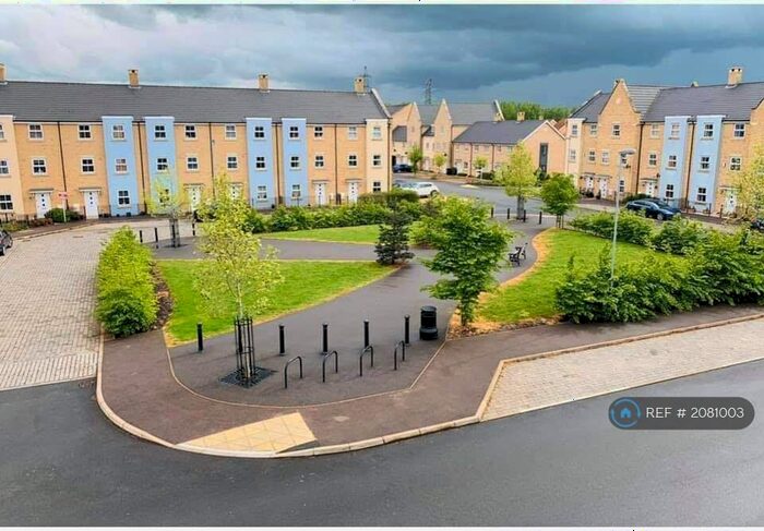 4 Bedroom Terraced House To Rent In Buttercup Avenue, St. Neots, PE19