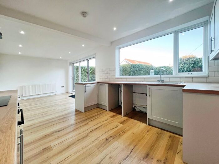 3 Bedroom Bungalow For Sale In Hough Fold Way, Harwood, Bolton, BL2