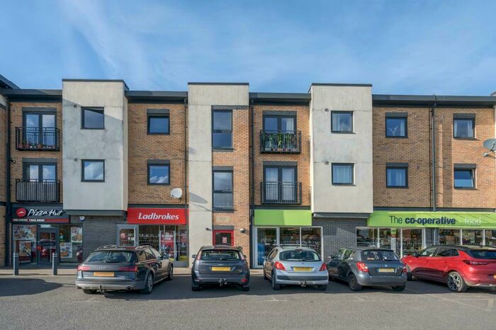 2 Bedroom Apartment To Rent In Buckingham Road, Audley House, OX26