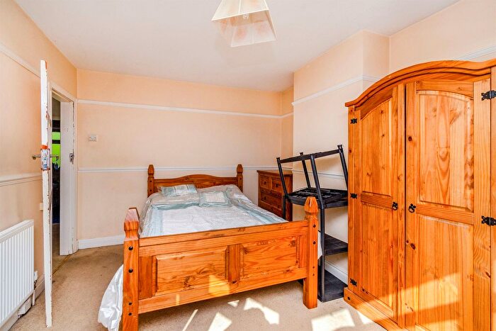 3 Bedroom Semi-detached House For Sale In Rosemary Crescent West, Wolverhampton, WV4