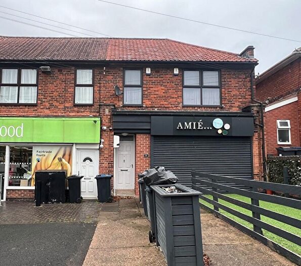 2 Bedroom Apartment To Rent In Dads Lane, Kings Heath, Birmingham, B13