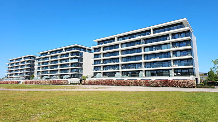 2 Bedroom Flat To Rent In Kingman Way, Newbury, RG14