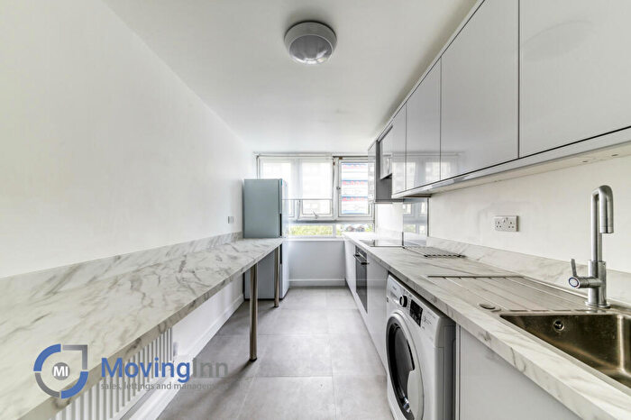 2 Bedroom Flat To Rent In Lucas Court, Strasburg Road, Battersea, SW11