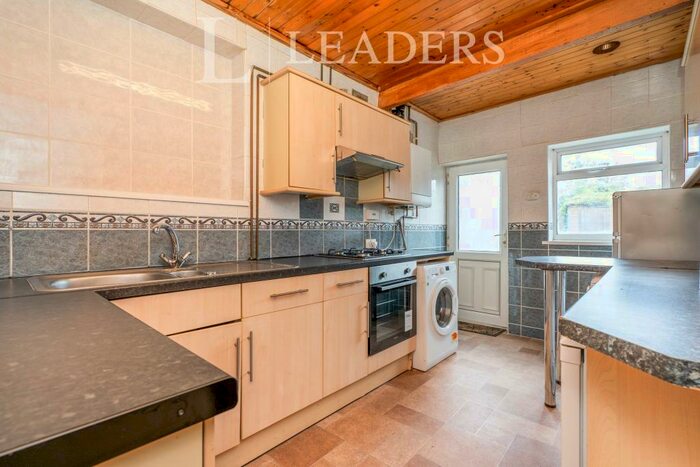 4 Bedroom Detached House To Rent In Sirdar Road - Southampton -, SO17