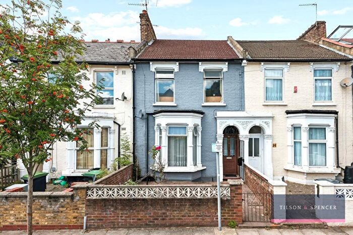 4 Bedroom Terraced House For Sale In Etherley Road, London, N15