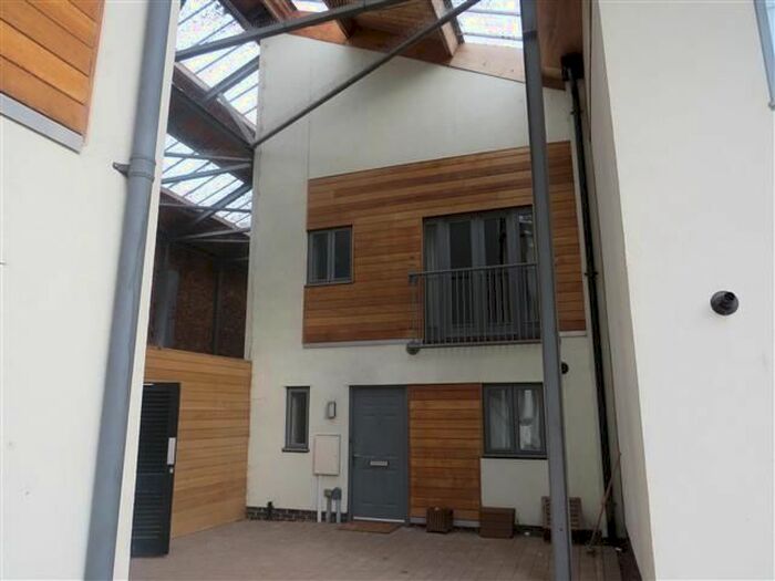 2 Bedroom Mews House To Rent In Wolverton Park Road, Wolverton, Milton Keynes, MK12