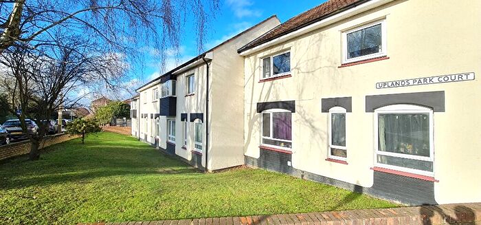 2 Bedroom Flat For Sale In Guide Price £, - £, , Rayleigh, SS6