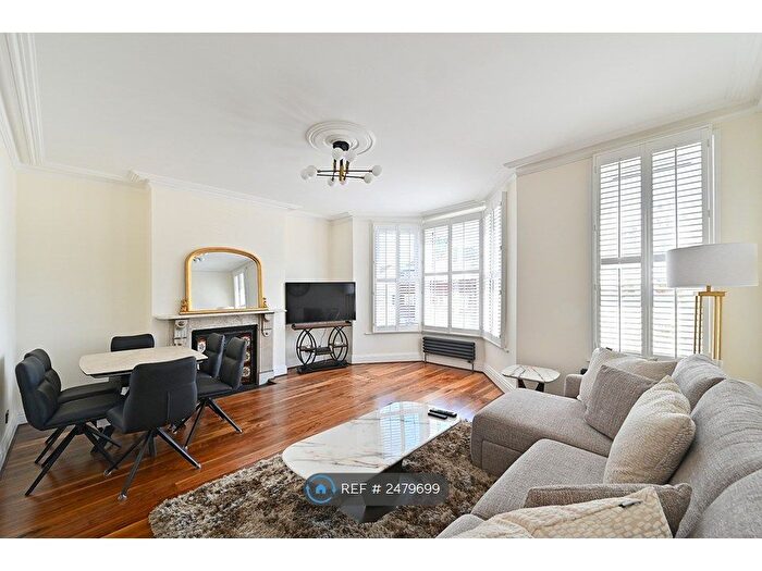 2 Bedroom Flat To Rent In Park Avenue, London, N13