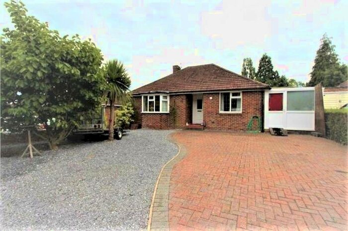 2 Bedroom Detached Bungalow For Sale In Bridge Close, Bursledon, Southampton, SO31