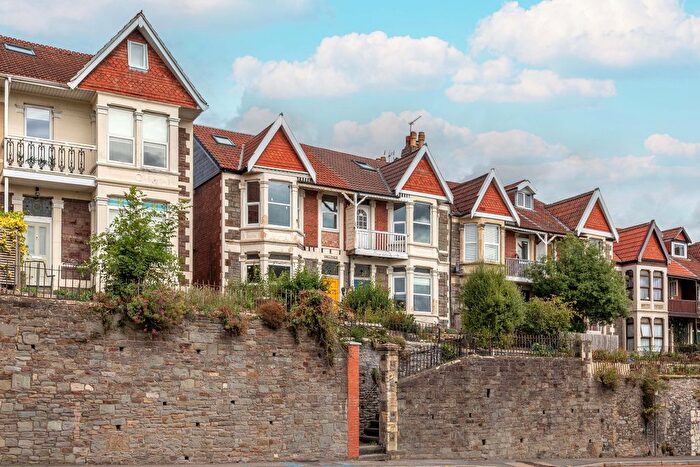 1 Bedroom Flat For Sale In Bristol Hill, Brislington, Bristol, BS4
