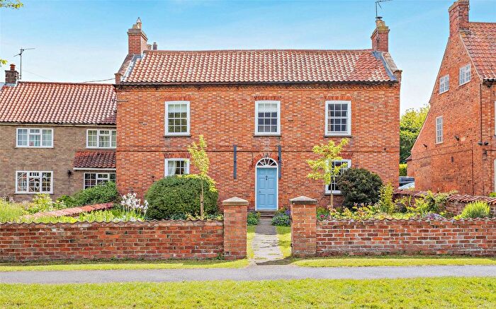 4 Bedroom Semi-Detached House For Sale In Main Road, Long Bennington, Newark, Lincolnshire, NG23