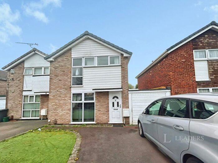 3 Bedroom House To Rent In Briar Lea Close, Sinfin, Derby, DE24