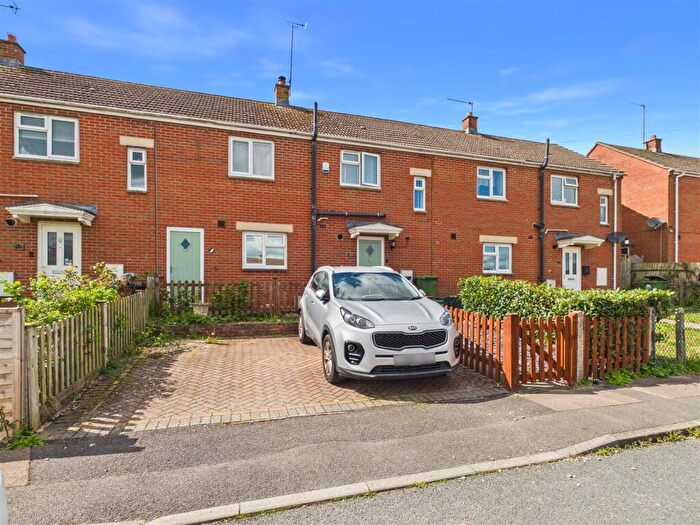 3 Bedroom Terraced House For Sale In Oak Way, Littledean, GL14