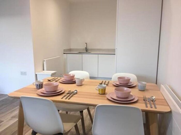 1 Bedroom Apartment For Sale In The Wing, Camberwell, SE5