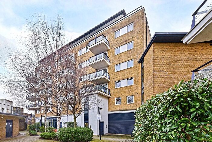 1 Bedroom Flat To Rent In Smugglers Way, Wandsworth, SW18