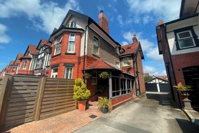1 Bedroom Flat To Rent In Park Road, Wirral, CH48