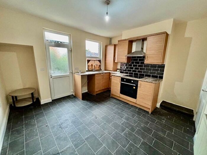 2 Bedroom Terraced House To Rent In Reasbeck Terrace, Barnsley, S71