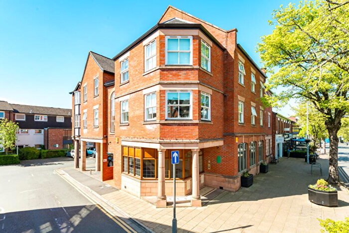 2 Bedroom Apartment To Rent In London Road, Alderley Edge, SK9