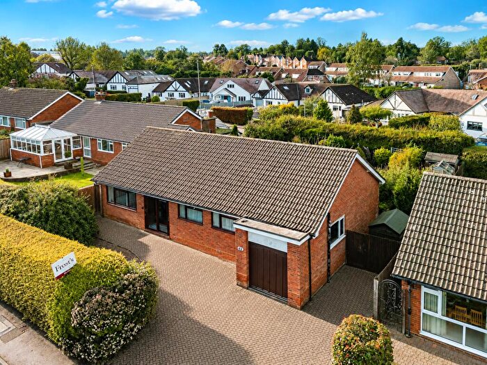3 Bedroom Bungalow For Sale In The Close, Harpenden, Hertfordshire, AL5