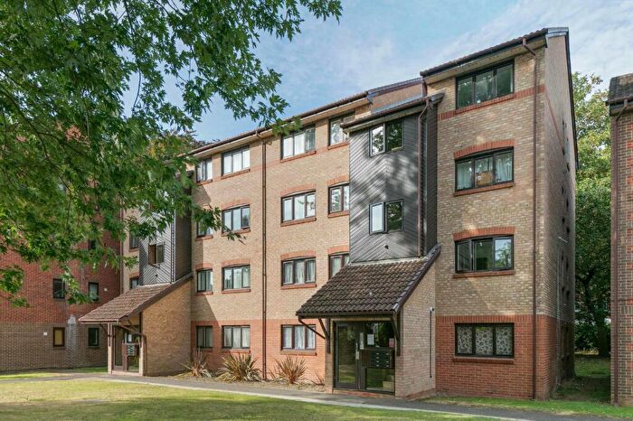 1 Bedroom Apartment To Rent In St. Christophers Gardens, Thornton Heath, CR7