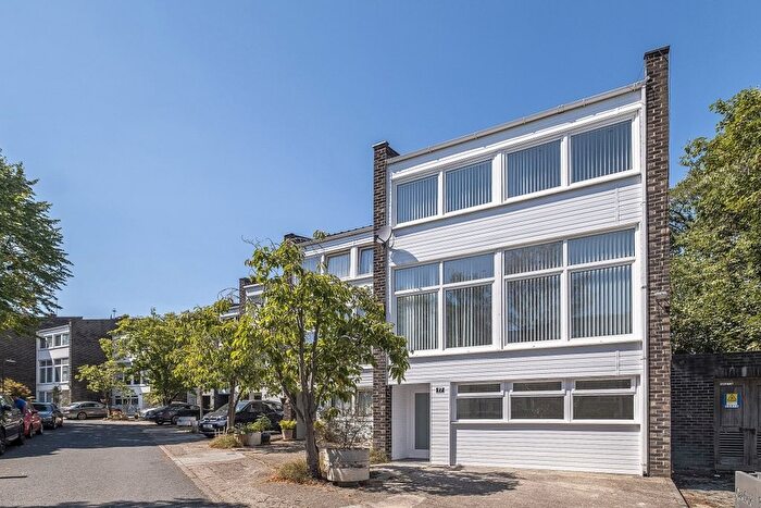 4 Bedroom End Of Terrace House To Rent In Somerset Road, London, SW19