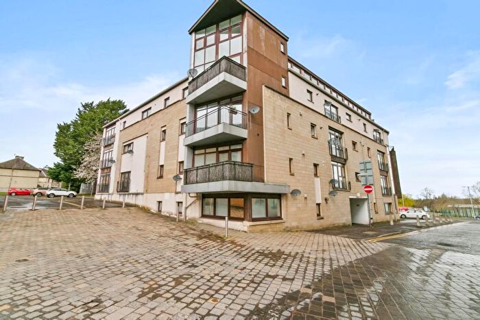 2 Bedroom Flat For Sale In Campbell Close, Hamilton, ML3