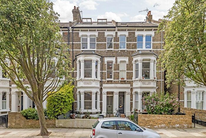 2 Bedroom Flat To Rent In Croxley Road, London, W9