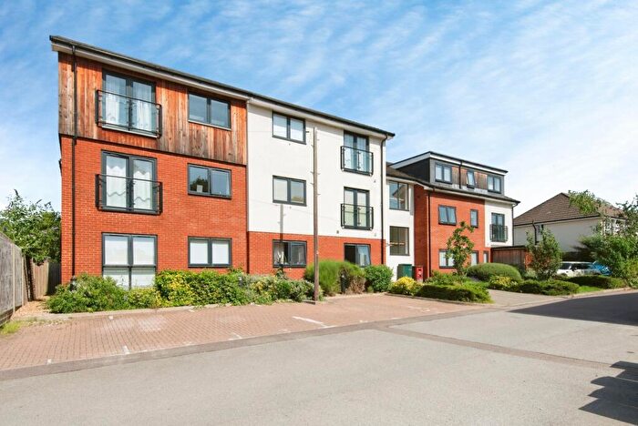 2 Bedroom Flat For Sale In Cooks Way, Hitchin, Hertfordshire, SG4