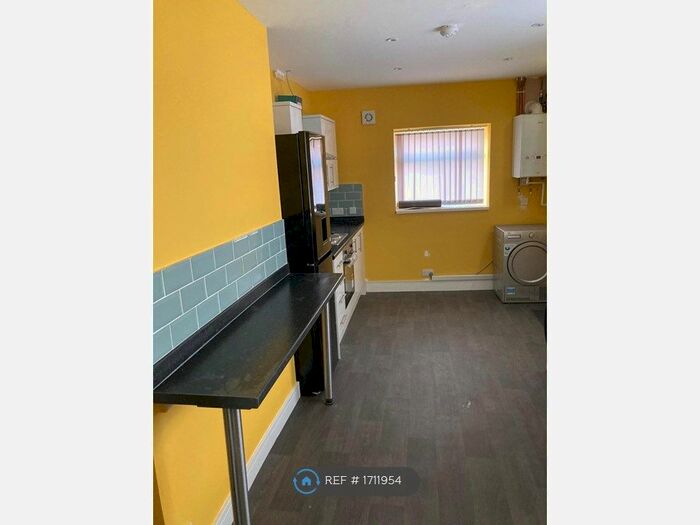 1 Bedroom Flat To Rent In Melrose Street, Hull, HU3