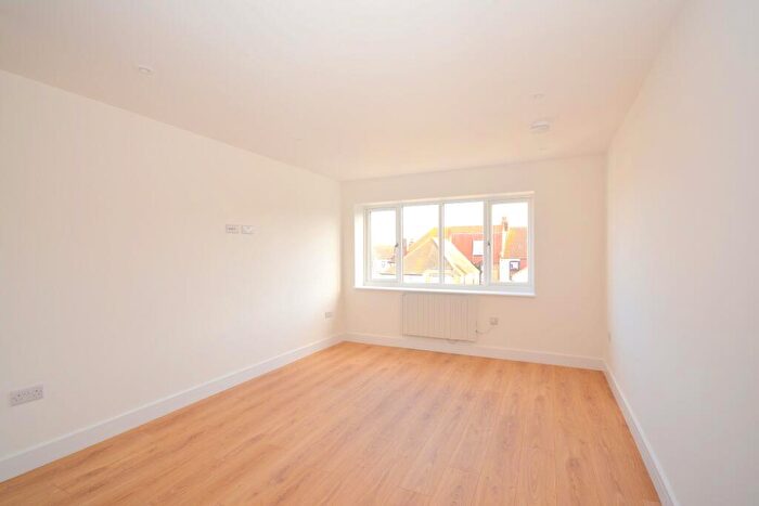 2 Bedroom Flat For Sale In Norfolk Road, Margate, CT9