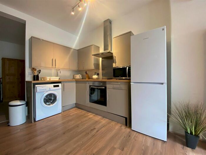 Studio To Rent In Lincoln Road, Peterborough, PE1