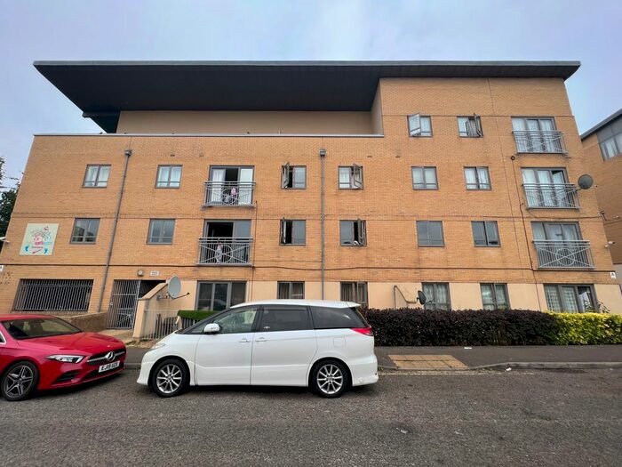 1 Bedroom Flat To Rent In Sovereign Place, Harrow-On-The-Hill, Harrow, HA1