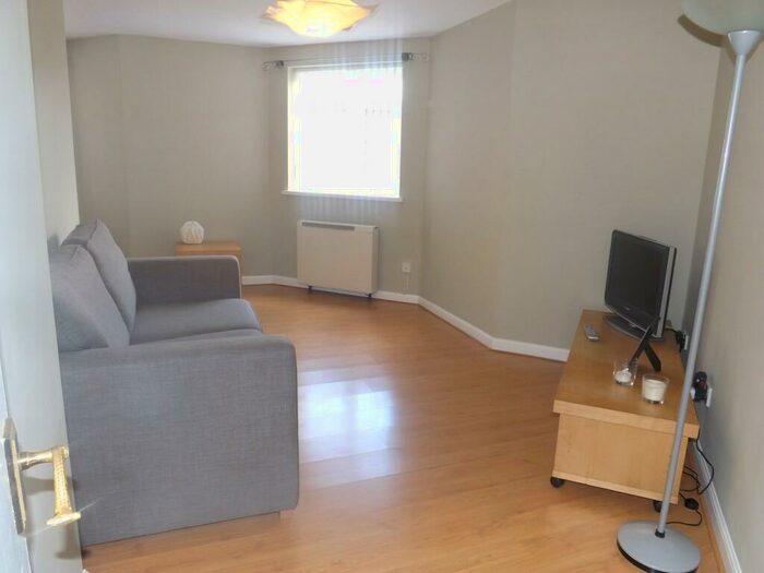 2 Bedroom Apartment To Rent In Alexandra Court, Liverpool, L3